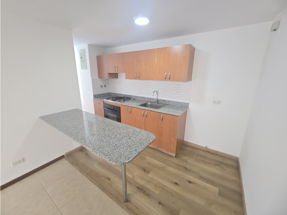 ARRIENDO APARTAMENTO EN POBLADO - CASTROPOL — foto 5