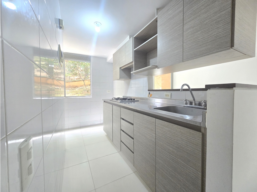 ARRIENDO APARTAMENTO EN ENVIGADO - LA CUENCA — foto 3