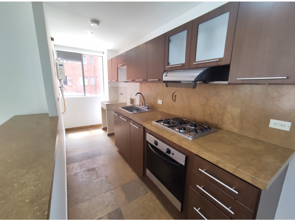ARRIENDO APARTAMENTO EN ENVIGADO - LOMA DEL ESCOBERO — foto 4