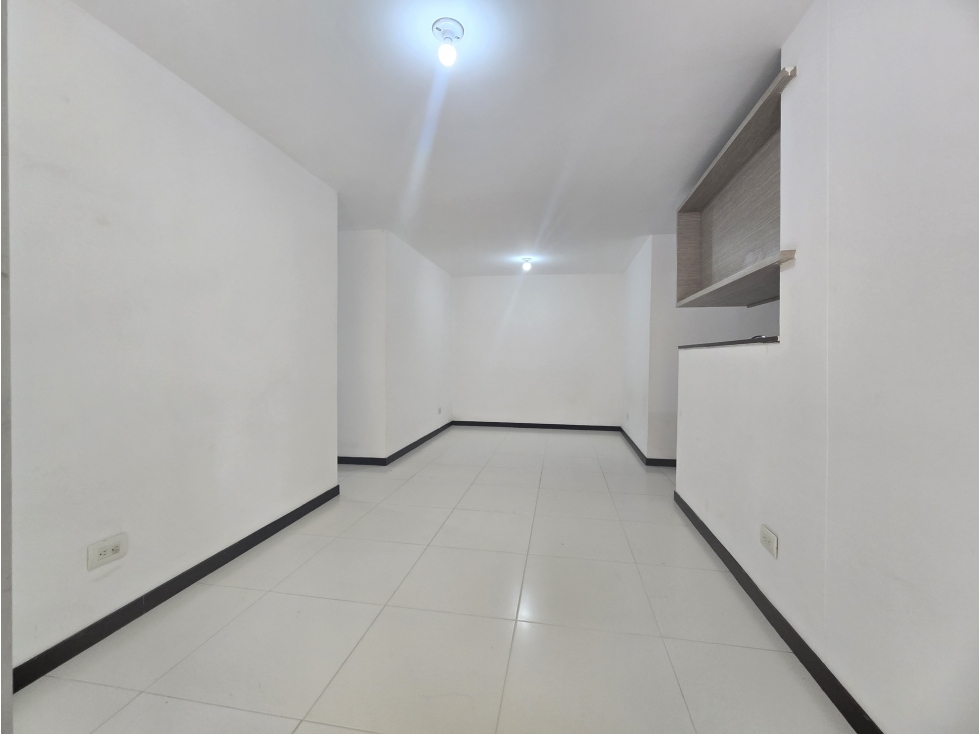 ARRIENDO APARTAMENTO EN ENVIGADO - LA CUENCA — foto 2
