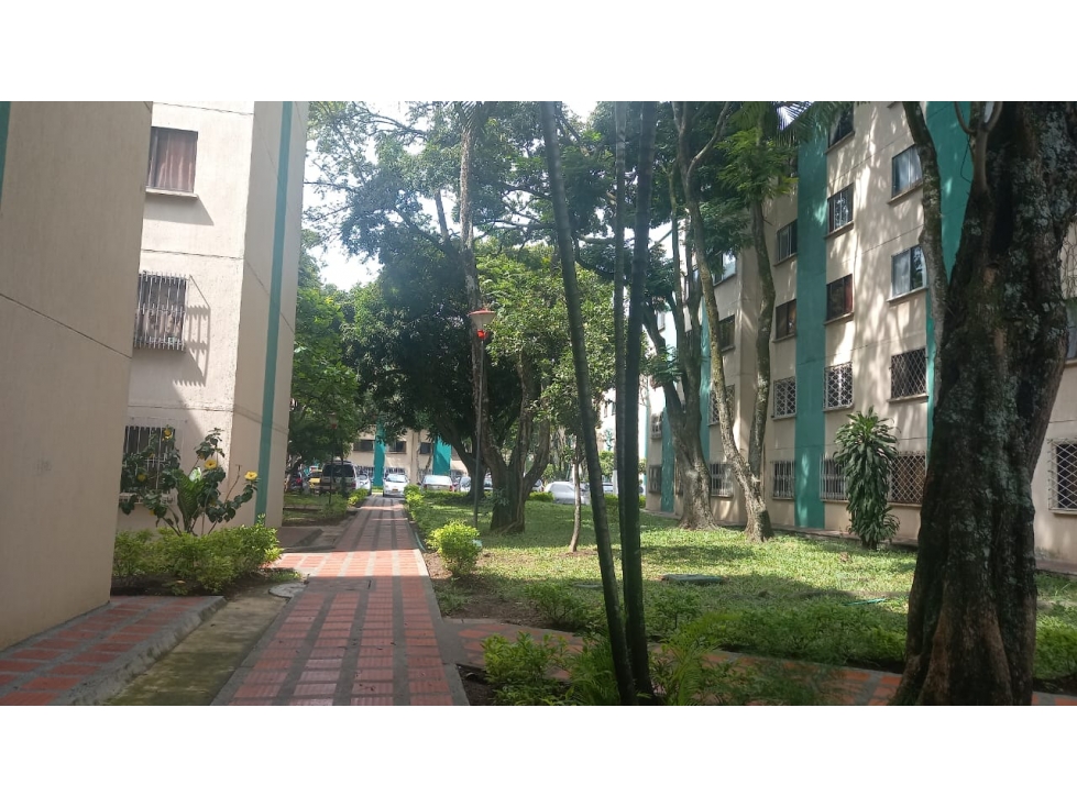 Vendemos apartamento, 4o. piso, Cañaverales, Cali. AB.TP. 10472342 — foto 2