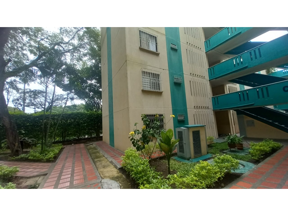 Vendemos apartamento, 4o. piso, Cañaverales, Cali. AB.TP. 10472342