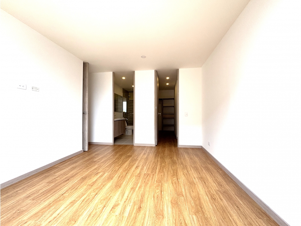 ARRIENDO APARTAMENTO PARA ESTRENAR EN POBLADO - CIUDAD DEL RIO — foto 5