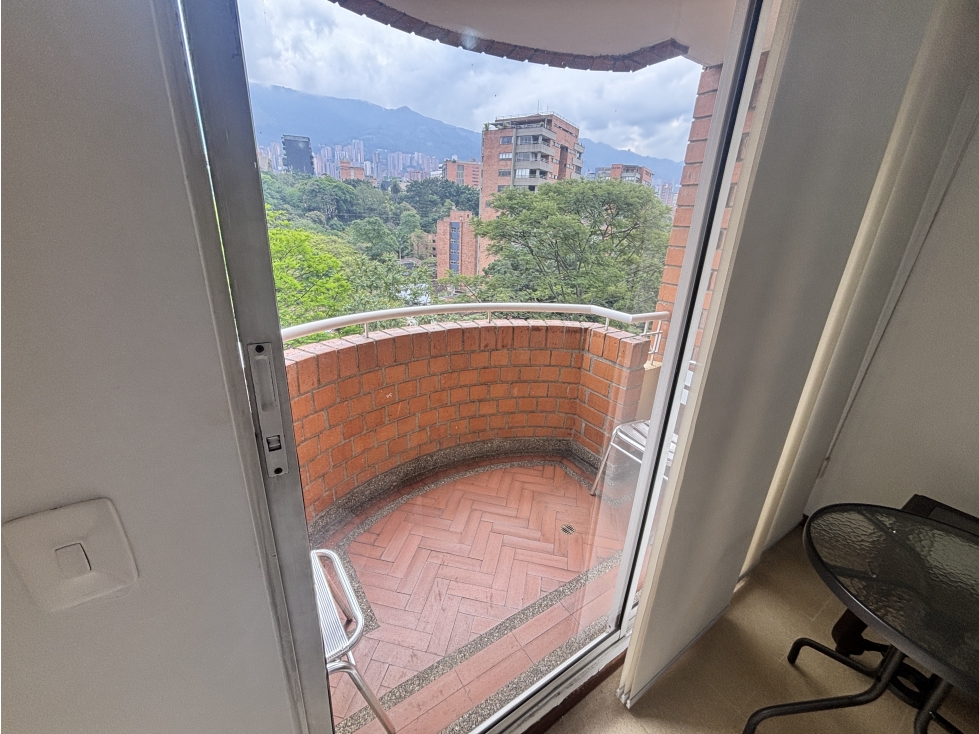 ARRIENDO APARTAMENTO EN POBLADO - PATIO BONITO — foto 4