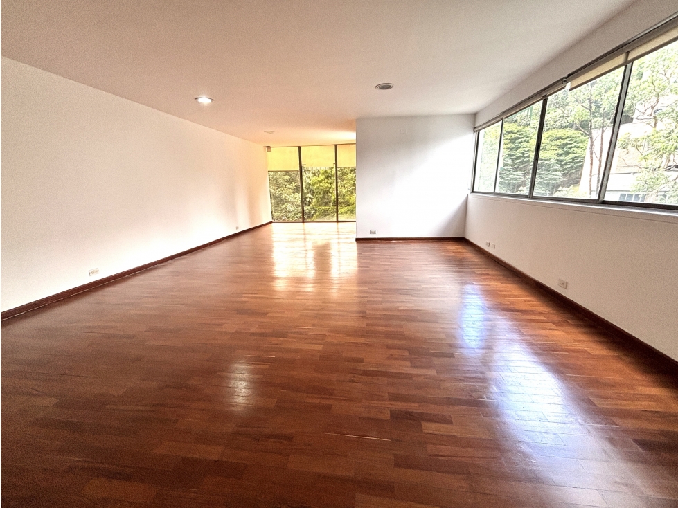 ARRIENDO OFICINA EN POBLADO - LAS SANTAS