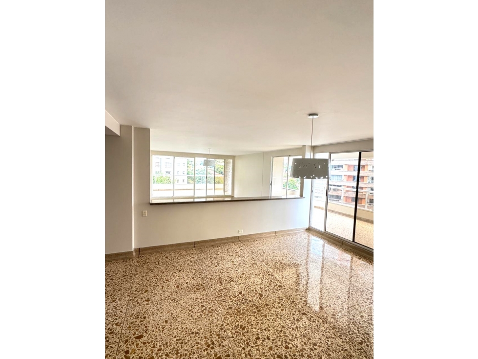 ARRIENDO APARTAMENTO EN POBLADO - LOS BALSOS — foto 4