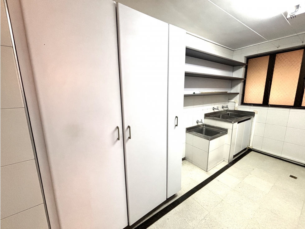 ARRIENDO APARTAMENTO EN POBLADO - LOS BALSOS — foto 4