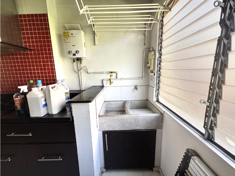 VENDO APARTAMENTO EN POBLADO - SAN JUALIAN — foto 4