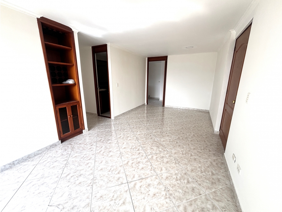 ARRIENDO APARTAMENTO EN POBLADO - LOS BALSOS — foto 2