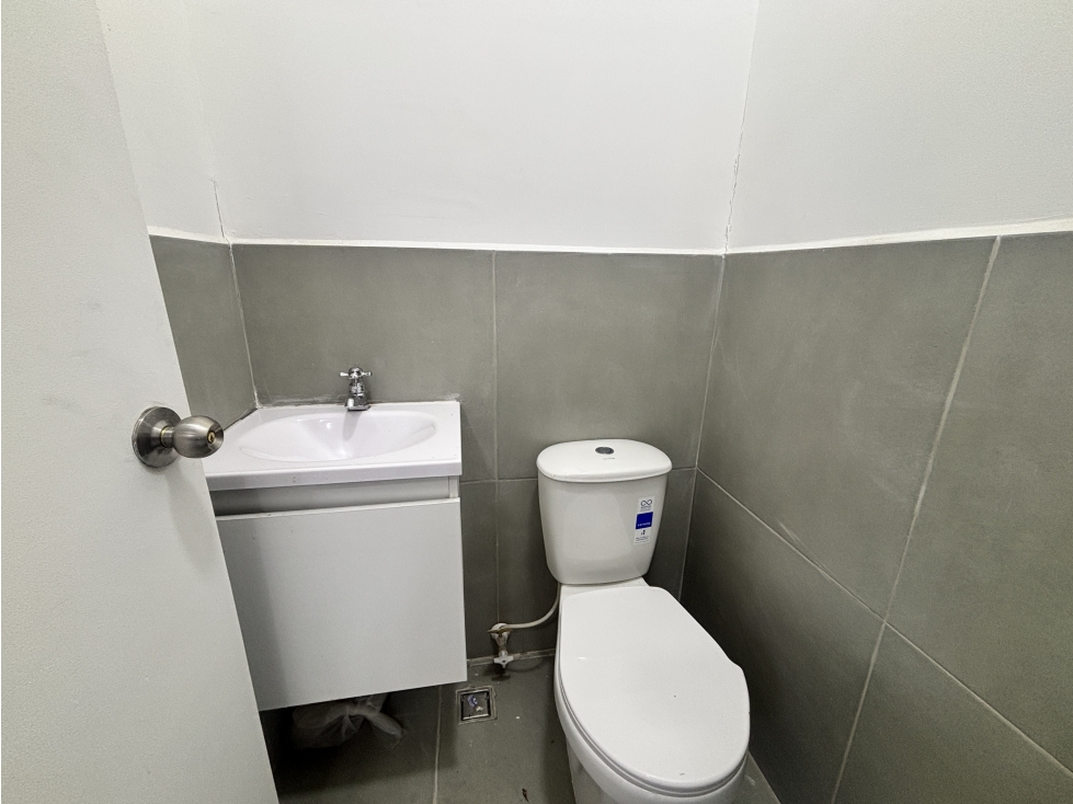 ARRIENDO LOCAL EN BARRIO COLOMBIA — foto 5