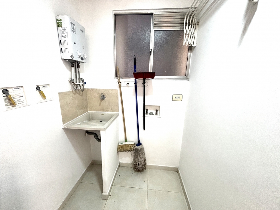 ARRIENDO APARATMENTO EN POBLADO - CIUDAD DEL RIO — foto 5