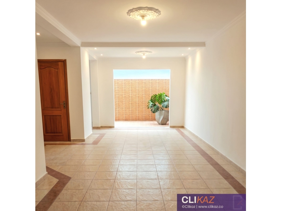 GIA 372. Casa en venta, Quintas del Márquez, Mosquera — foto 2