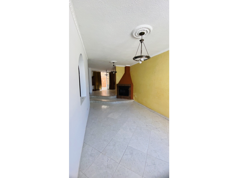 GIA 382. Casa en venta, El Eden, Madrid Cundinamarca — foto 3