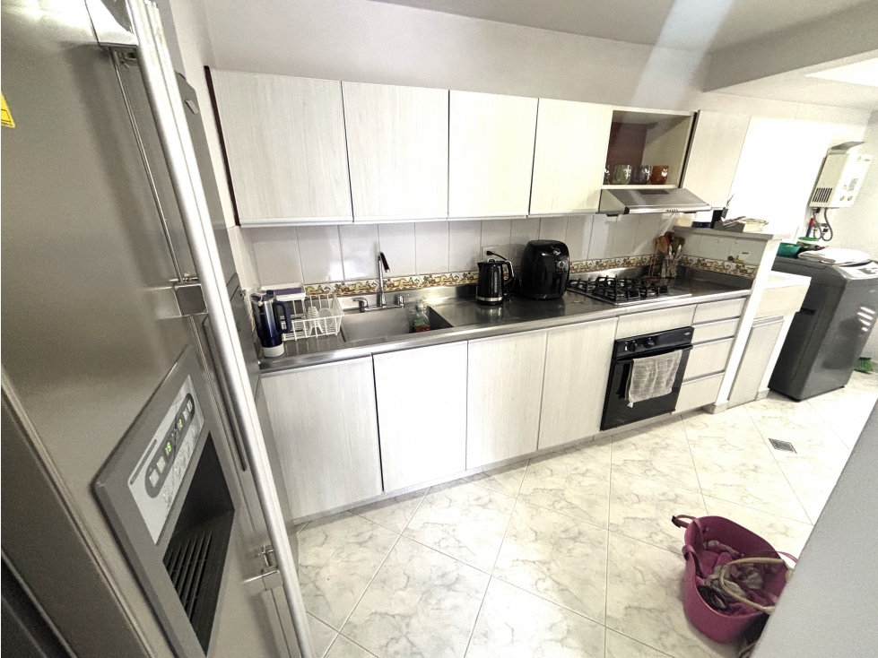 ARRIENDO APARTAMENTO EN POBLADO - CASTROPOL — foto 4