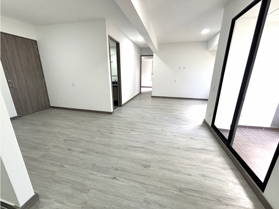 VENDO APARTAMENTO PARA ESTRENAR EN POBLADO - PALMAS