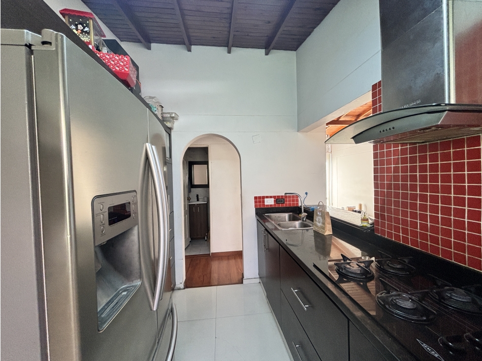 VENDO APARTAMENTO EN POBLADO - SAN JUALIAN — foto 2