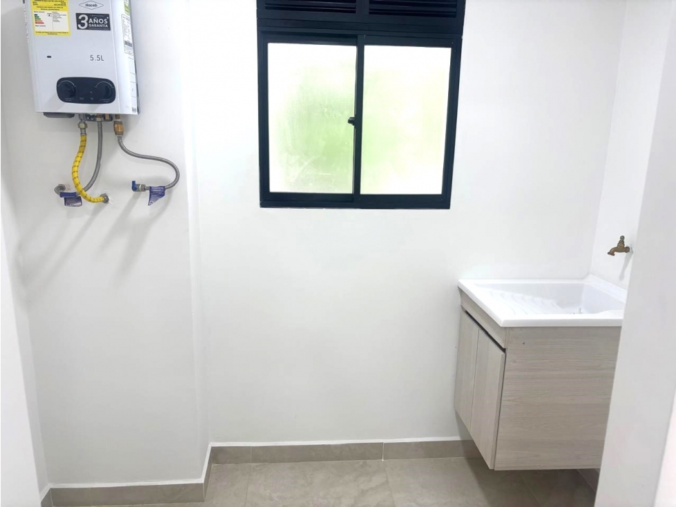 VENDO APARTAMENTO EN LAURELES - LA CASTELLANA — foto 5