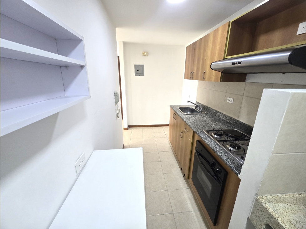 ARRIENDO APARTAMENOT EN POBLADO - PATIO BONITO — foto 4