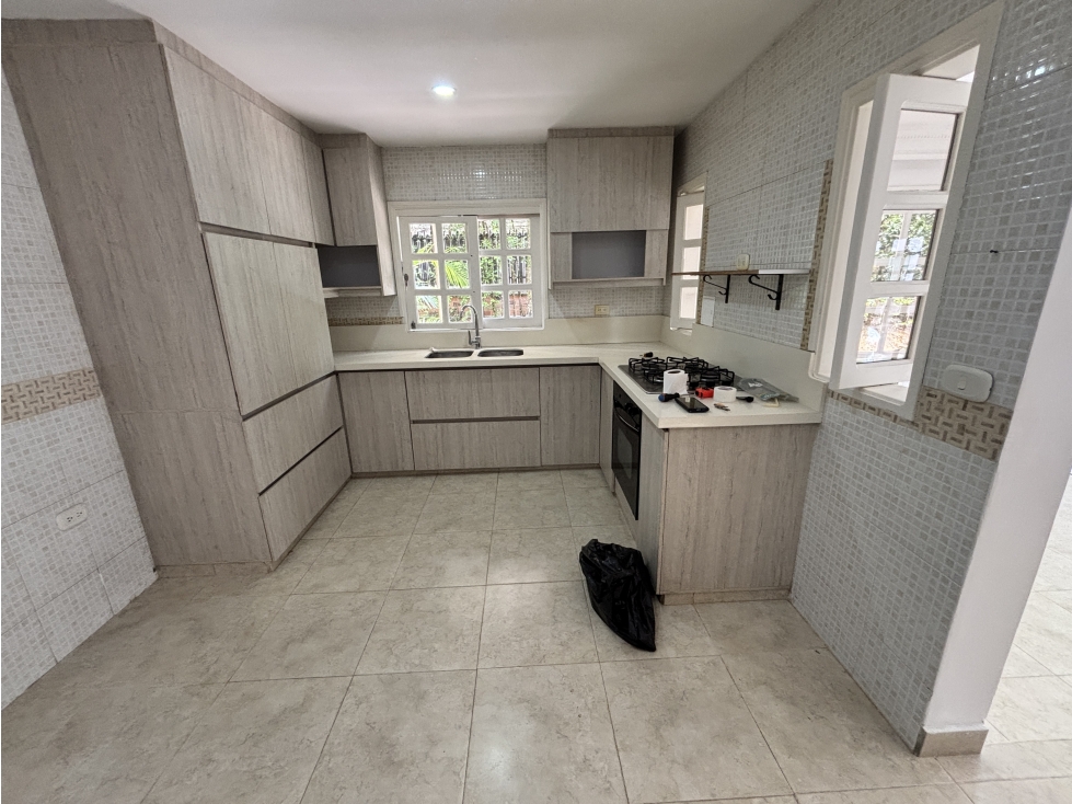 ARRIENDO CASA DE DOS NIVELES EN SABANETA - SAN JOSE — foto 5