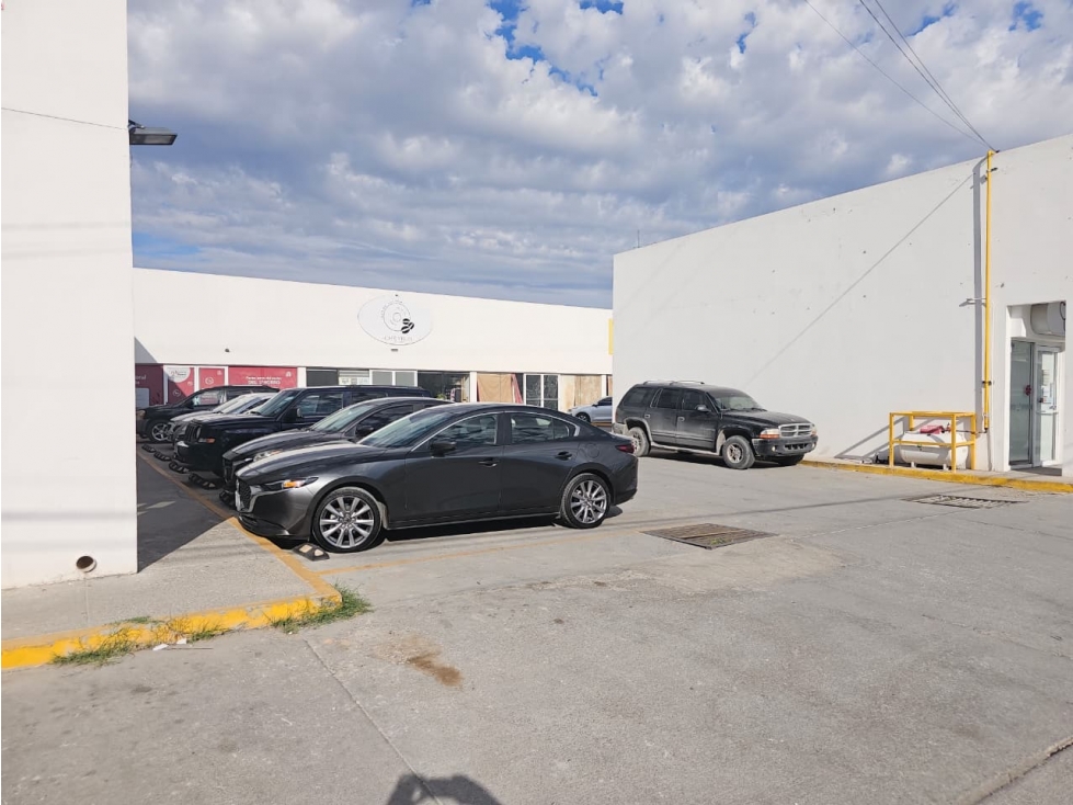 Local en renta de 100 m2 en Plaza Comercial en Cd. Juárez Chih. — foto 3