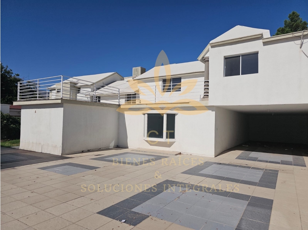 Casa en renta muy amplia para consultorios en Cd. Juárez Chih. - 4