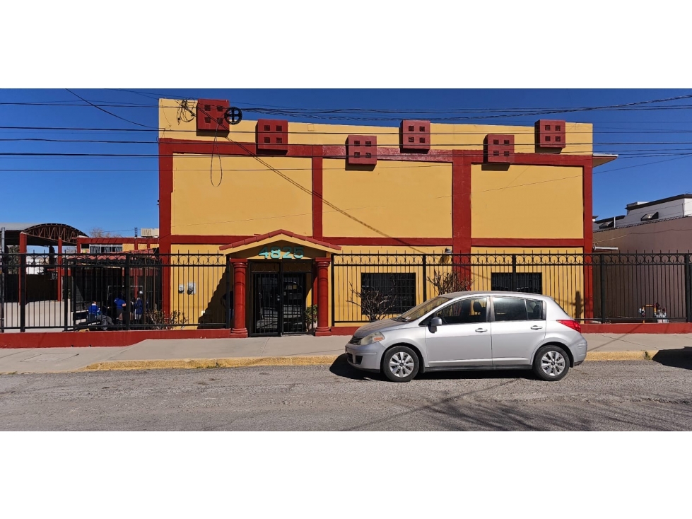 "Venta de Edificio y Terreno Habitacional en Cd. Juárez, Chih." - 2