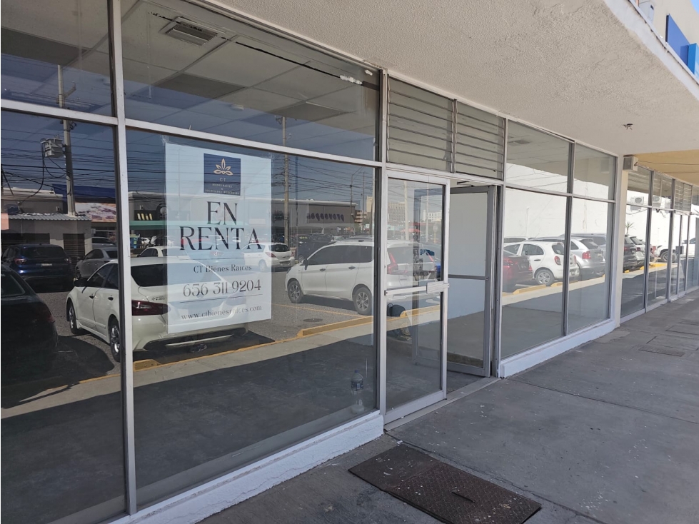 Local en Renta 245 m² Av. Principal Plaza Comercial Cd. Juárez Chih. — foto 3