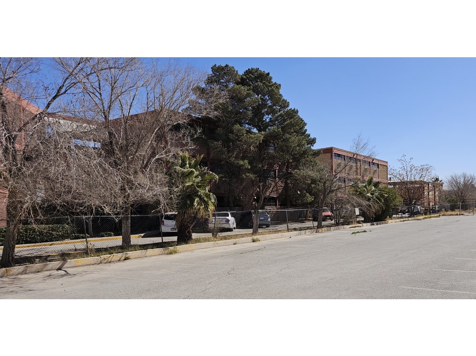 Edificio escolar en venta en Cd. Juárez, Chihuahua - 2