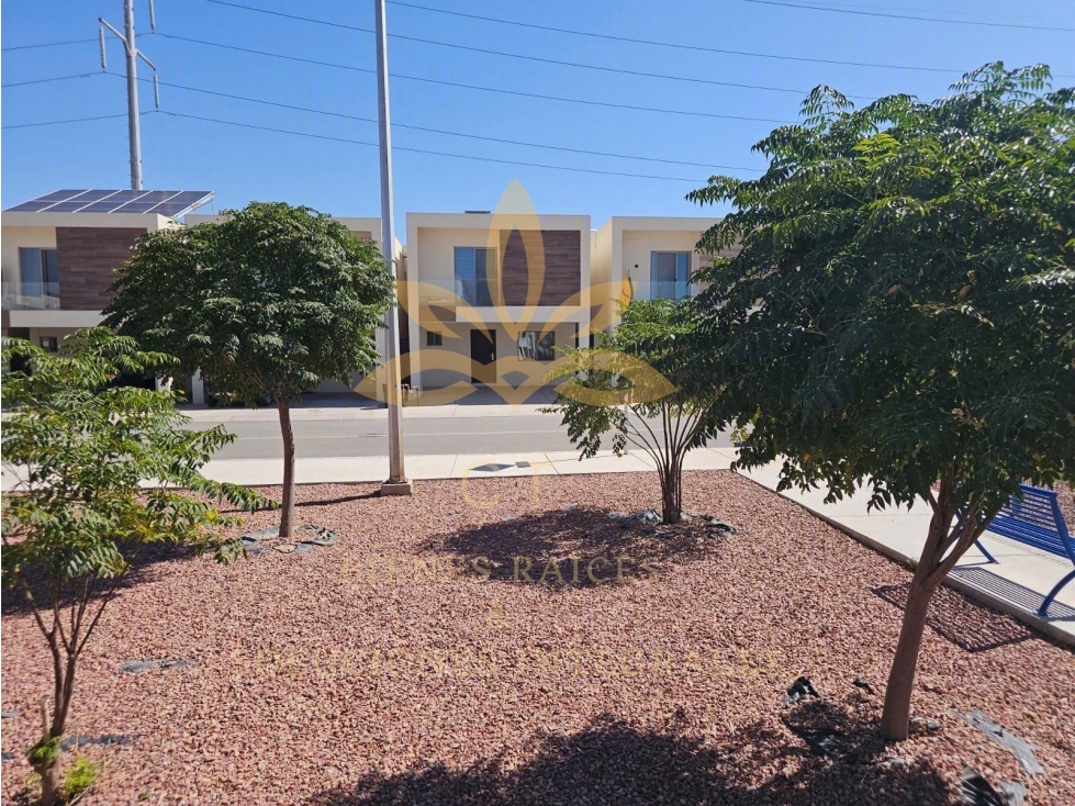Casa en Venta Frente a Parque, Sector Ejercito Nacional Juárez Chih. — foto 2