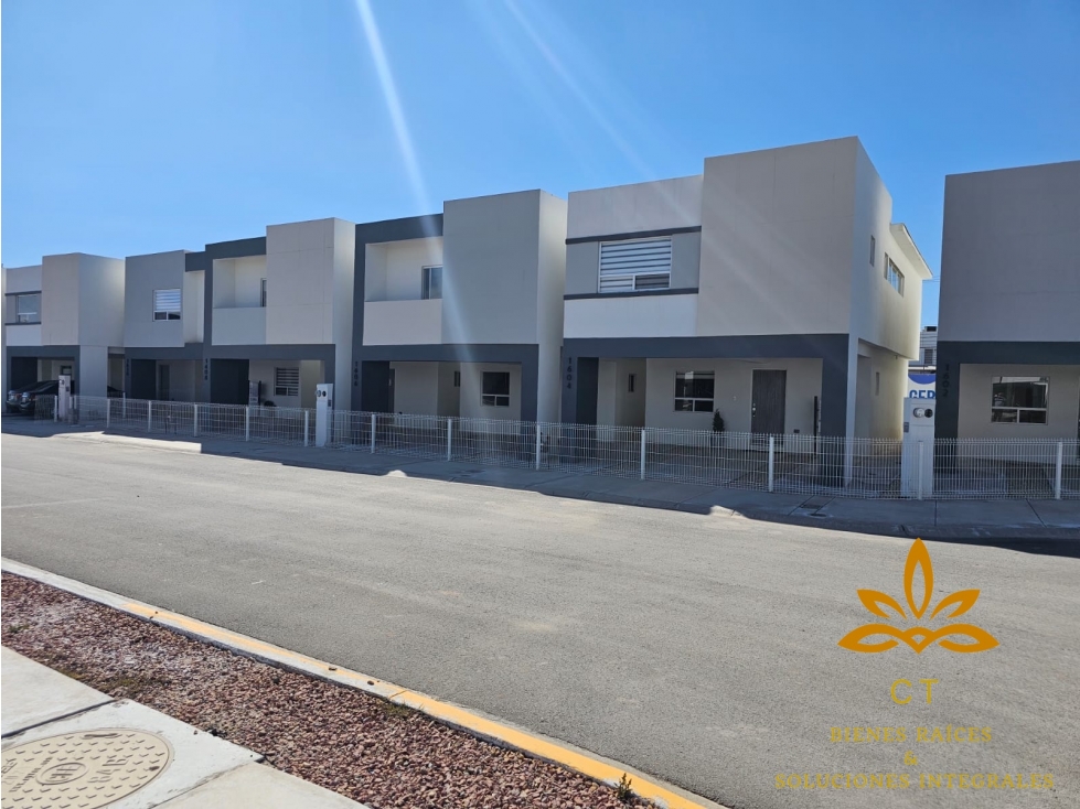 Casa en Venta en Residencial, Cerca Puente Internacional Juárez Chih — foto 2