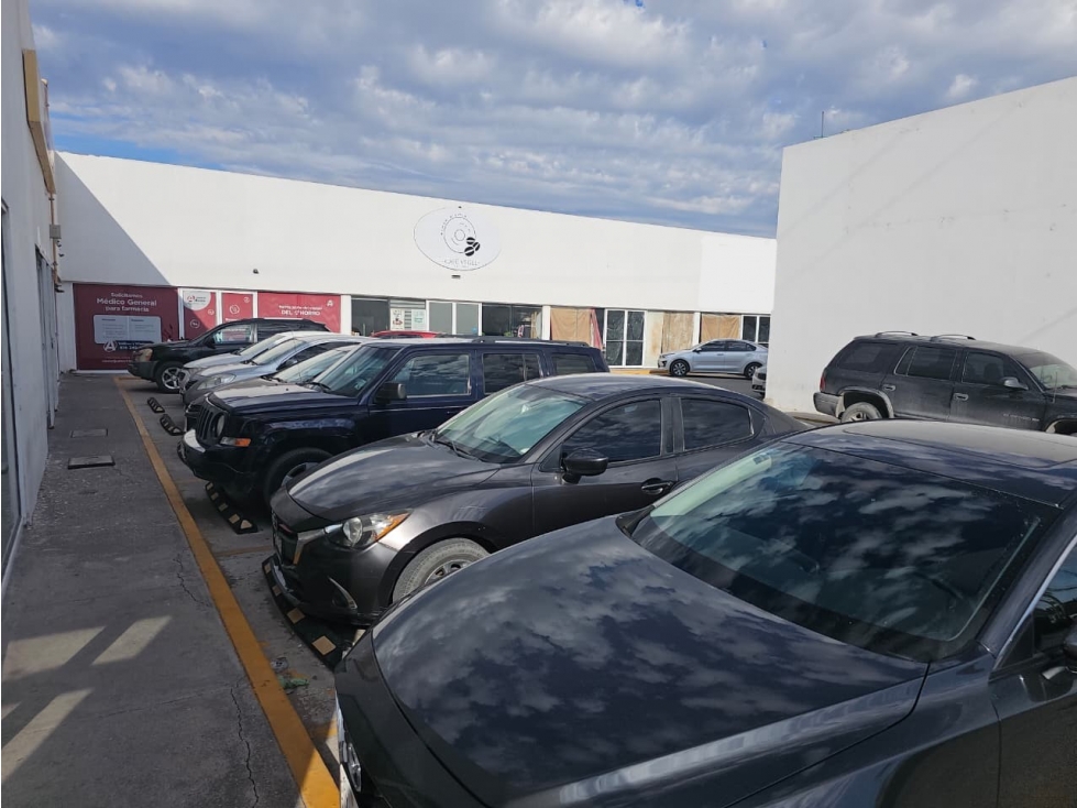 Local en renta de 100 m2 en Plaza Comercial en Cd. Juárez Chih. — foto 4