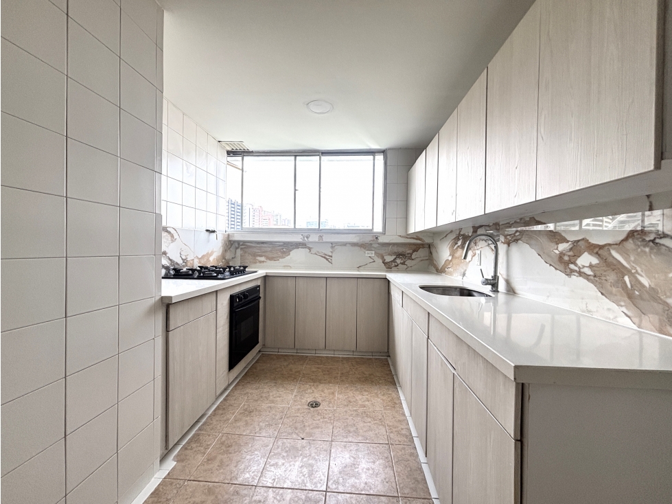 ARRIENDO APARTAMENTO EN POBLADO - PATIO BONITO — foto 4