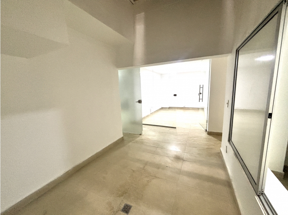 ARRIENDO LOCAL EN POBLADO - PROVENZA — foto 6