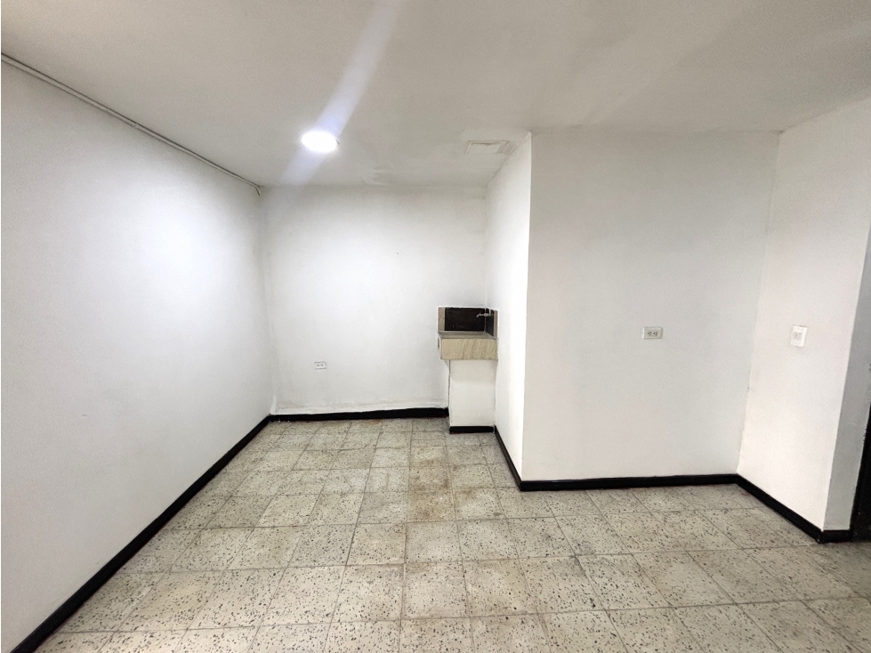 ARRIENDO APARTAESTUDIO EN BARRIO COLOMBIA — foto 6