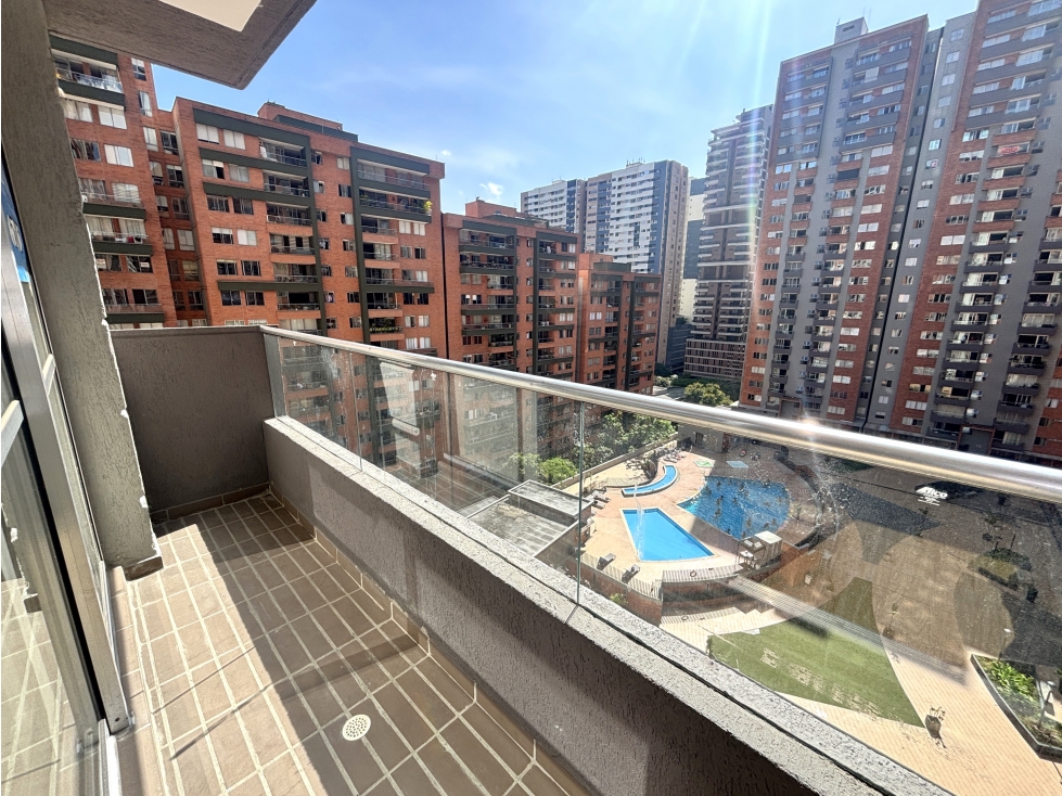 ARRIENDO APARATMENTO EN POBLADO - CIUDAD DEL RIO — foto 3