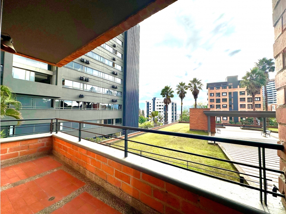 ARRIENDO APARTAESTUDIO EN POBLADO - LA SUPERIOR — foto 4