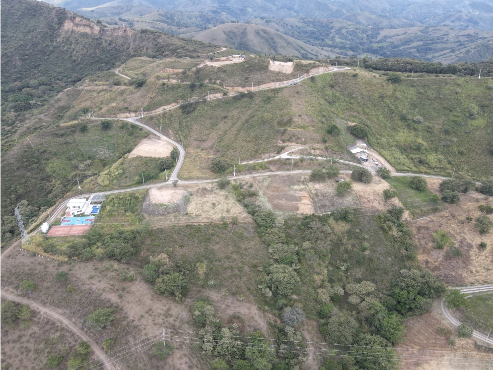 Lote exclusivo en Buga- Lomas del Albergue - Condominio Albores - 3