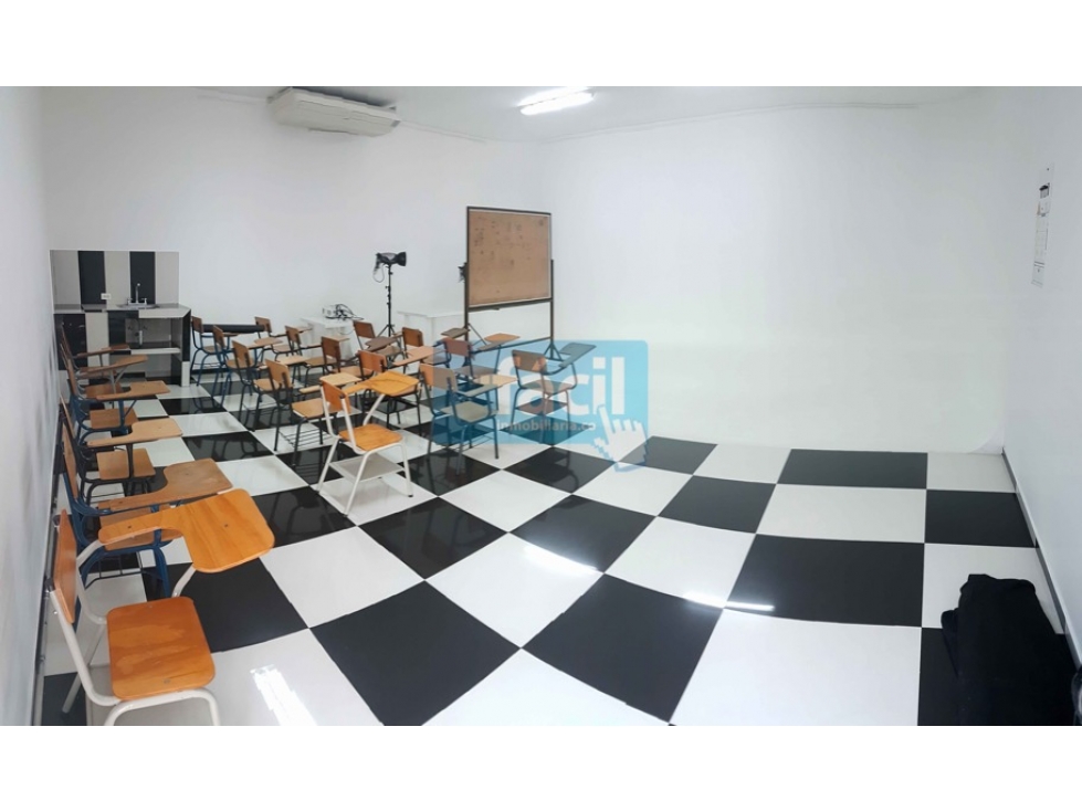 Casa adecuada 100% para institución o empresa en barrio San Fernando — foto 5
