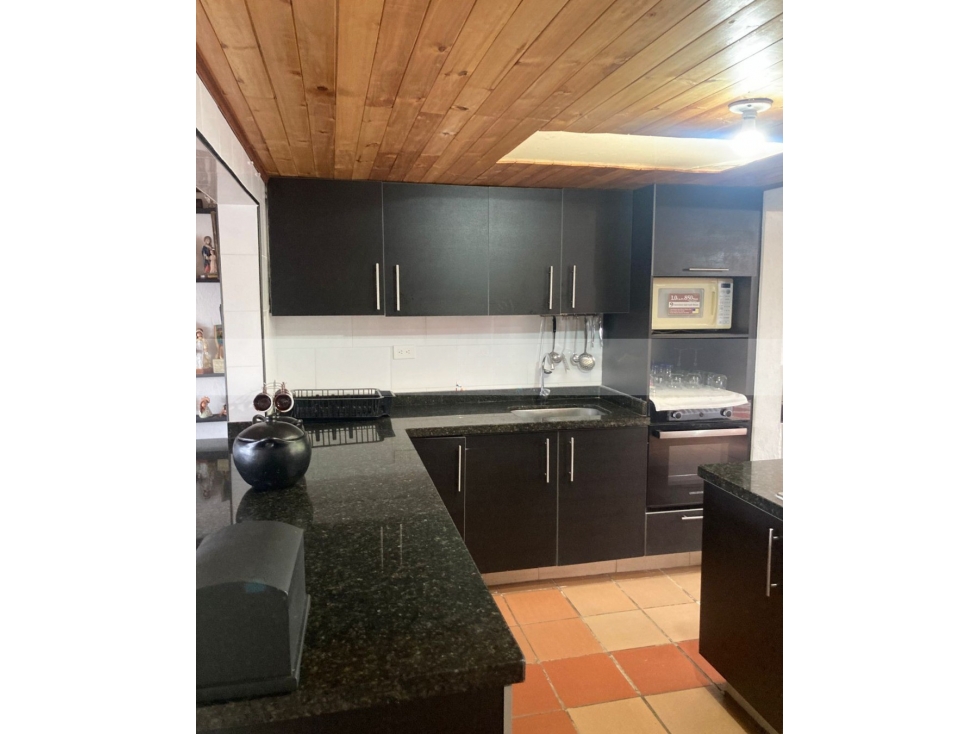 VENDO CASA EN PAIPA BOYACA, BARRIO LOS ROSALES 67.5 M2, LOTE 900 M2 - 2