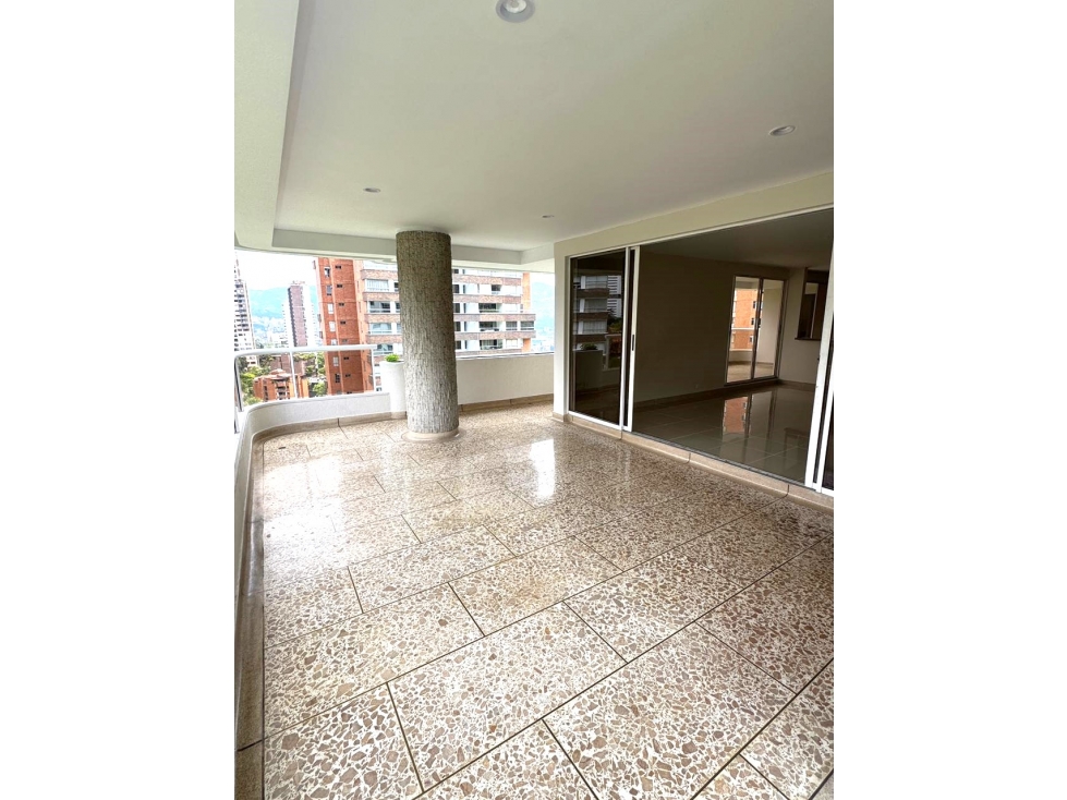 ARRIENDO APARTAMENTO EN POBLADO - LOS BALSOS — foto 3