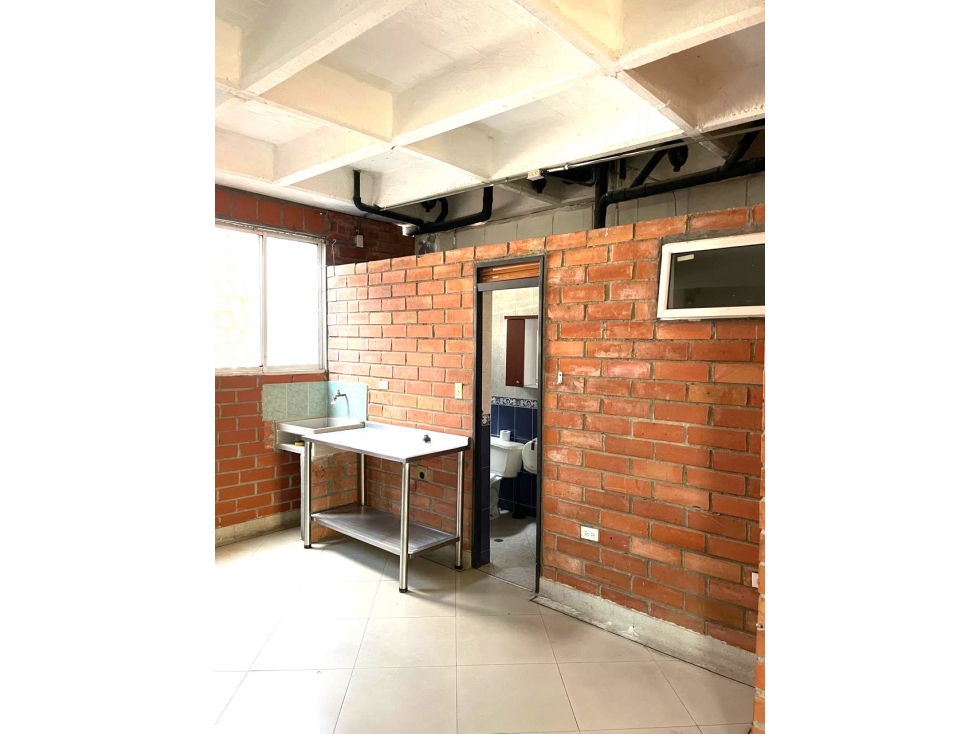 ARRIENDO BODEGA EN SANTA FE — foto 4