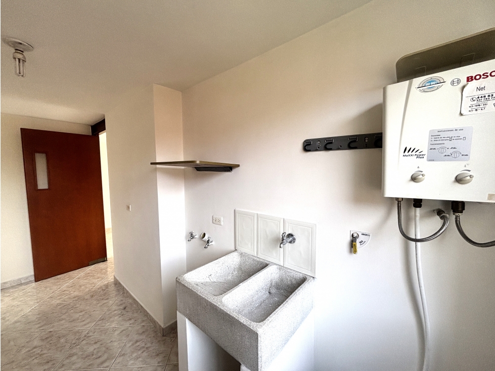 ARRIENDO APARTAMENTO EN POBLADO - LOS BALSOS — foto 6