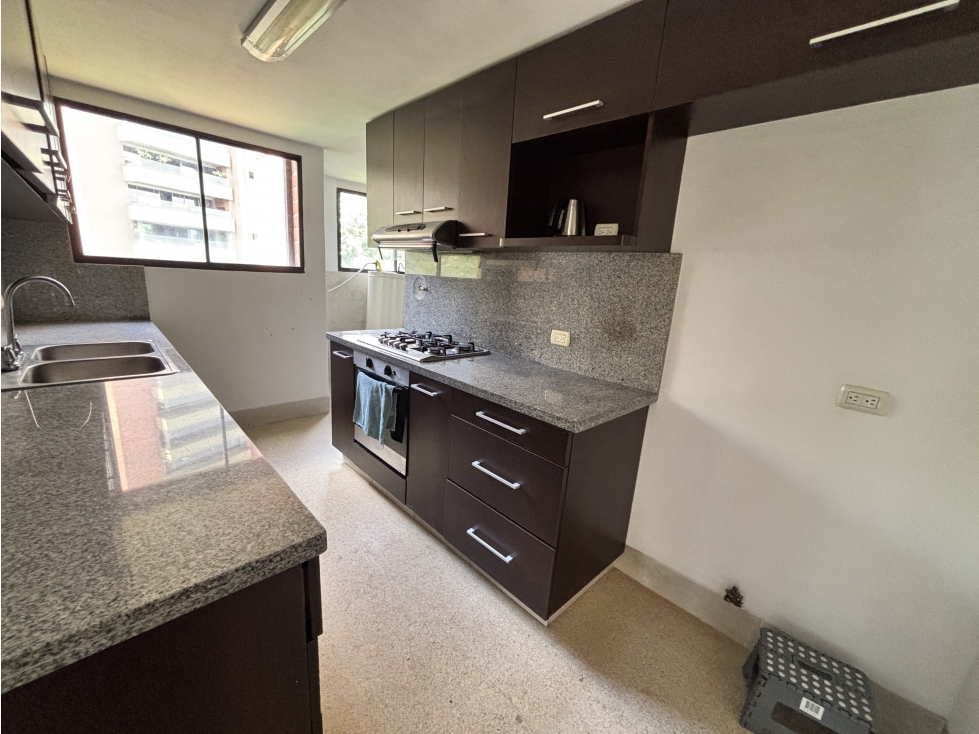 VENDO APARTAMENTO EN POBLADO - LA CONCHA — foto 4