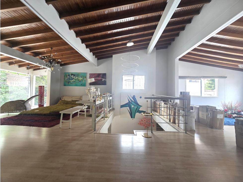 ARRIENDO CASA LOCAL DE DOS NIVELES EN POBLADO - PATIO BONITO — foto 5