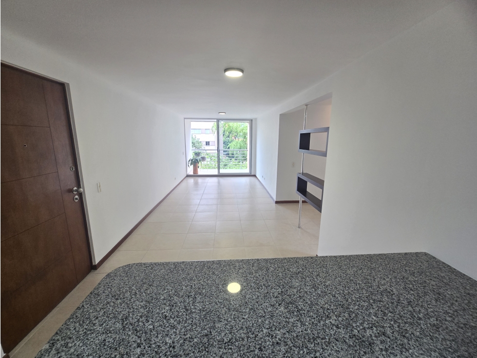 ARRIENDO APARTAMENTO EN POBLADO - CASTROPOL — foto 2