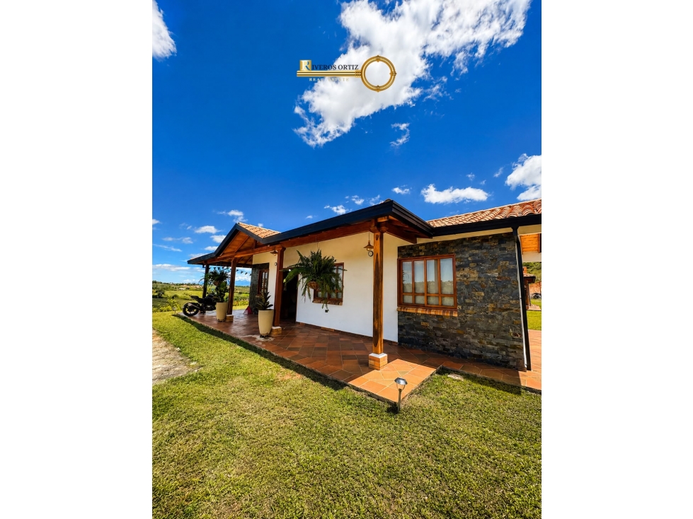 Venta de Casa Campestre en Los Santos, Santander - 2