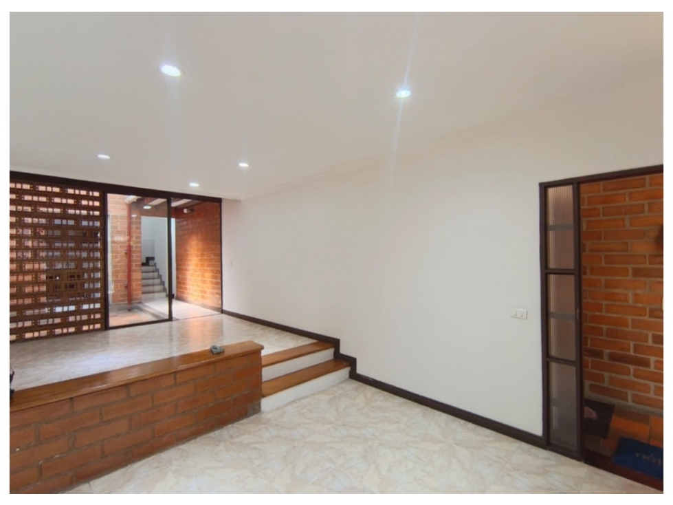 Arriendo de Casa en Santa Monica, Medellin — foto 5
