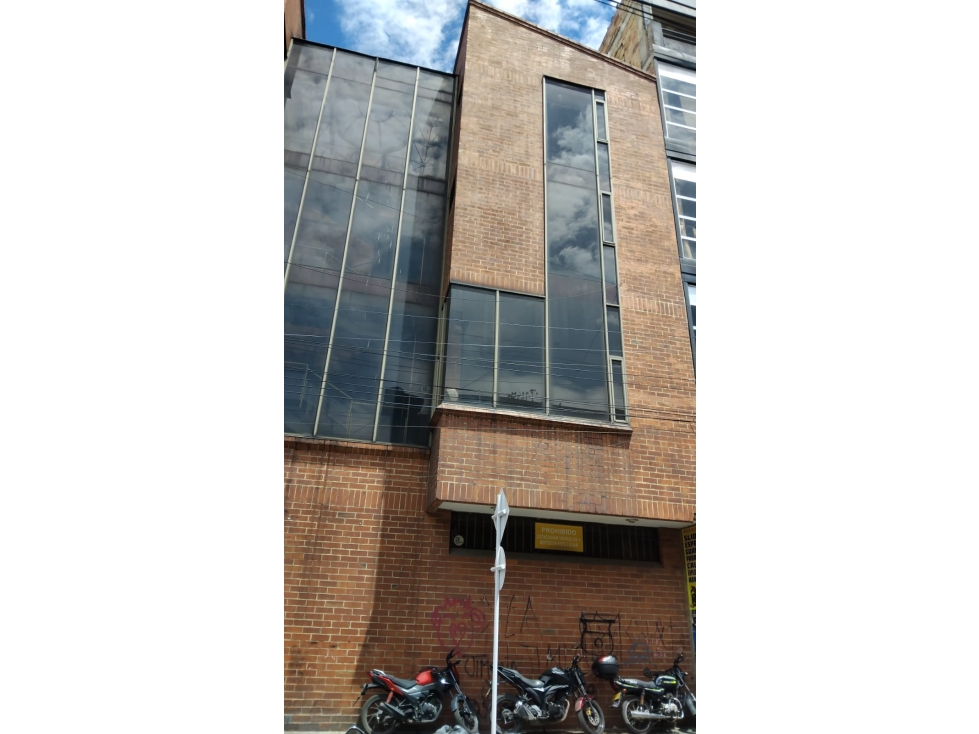 SE VENDE EDIFICIO ADMINISTRATIVO EN ANTONIO NARIÑO — foto 2