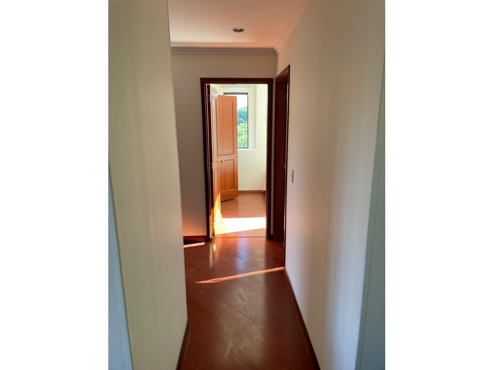 SE VENDE APARTAMENTO EN CIUDAD SALITRE AMOBLADO