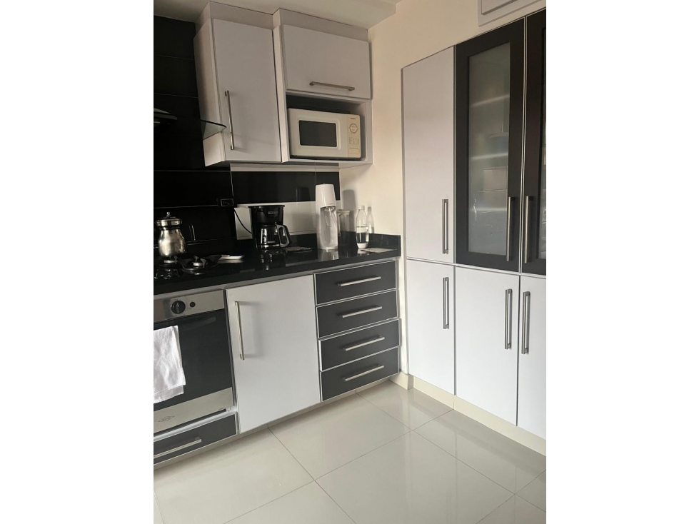 SE ARRIENDA APARTAMENTO DUPLEX AMOBLADO CIUDAD SALITRE